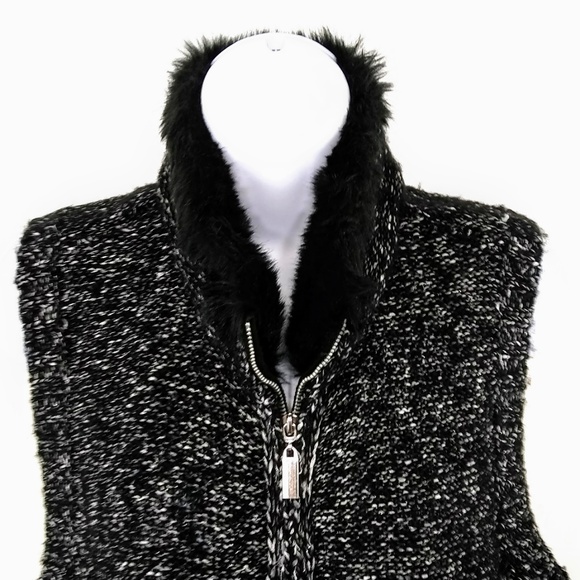 Charter Club Women Sleeveless Faux Fur Black Jacket Vest Size Large - Picture 2 of 7